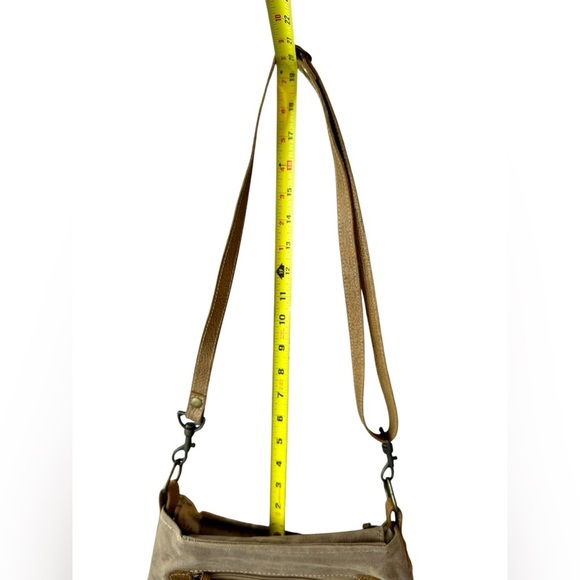 MYRA Agate Shoulder Bag​ - Picture 7 of 14